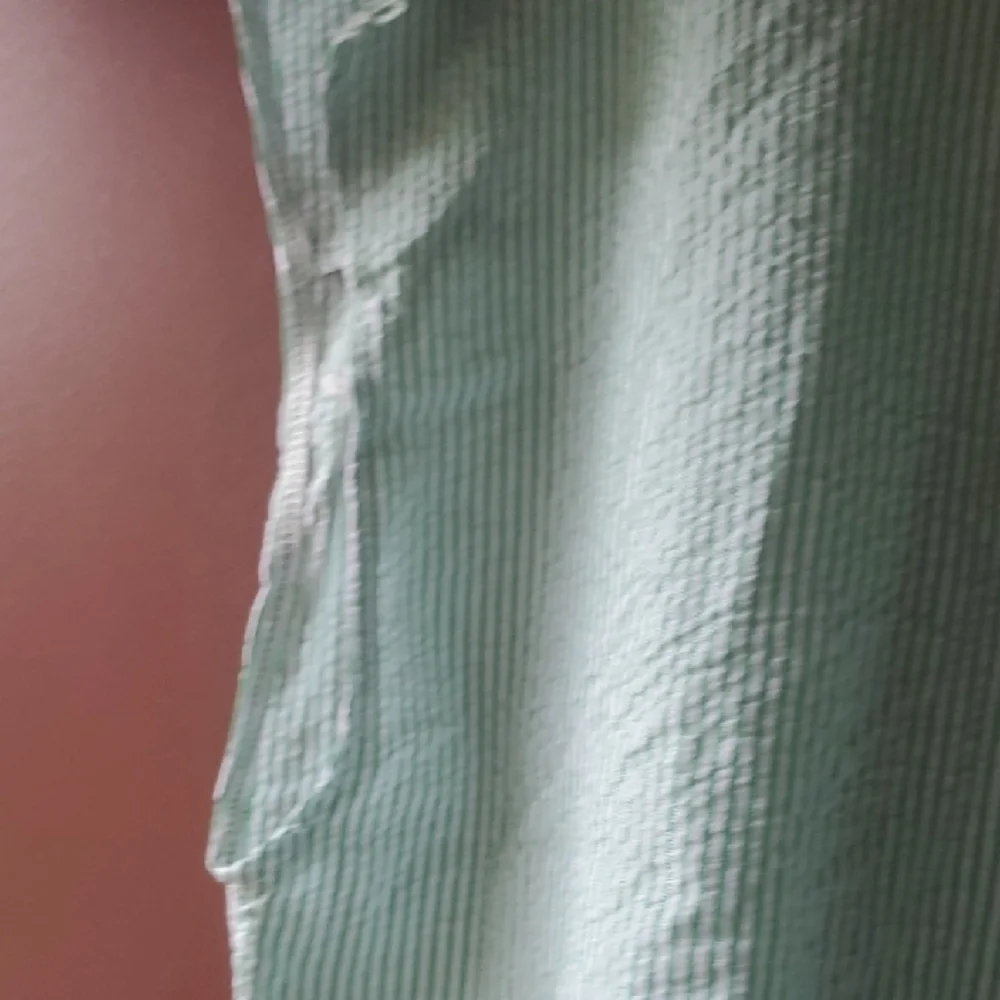 SHEIN Green and White Seersucker Striped Short Set - Picture 9 of 12